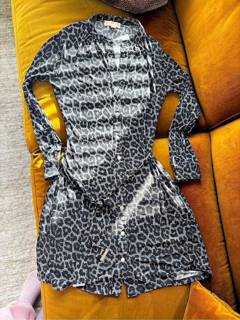 MICHAEL Kors Abstract Mini Dress Black & White Size Small Like New